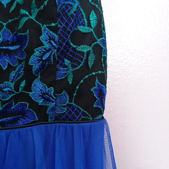 City Studios + Juniors' Blue Embroidered Dress - Picture 6 of 8